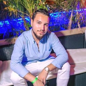 Meet your Posher, Eric